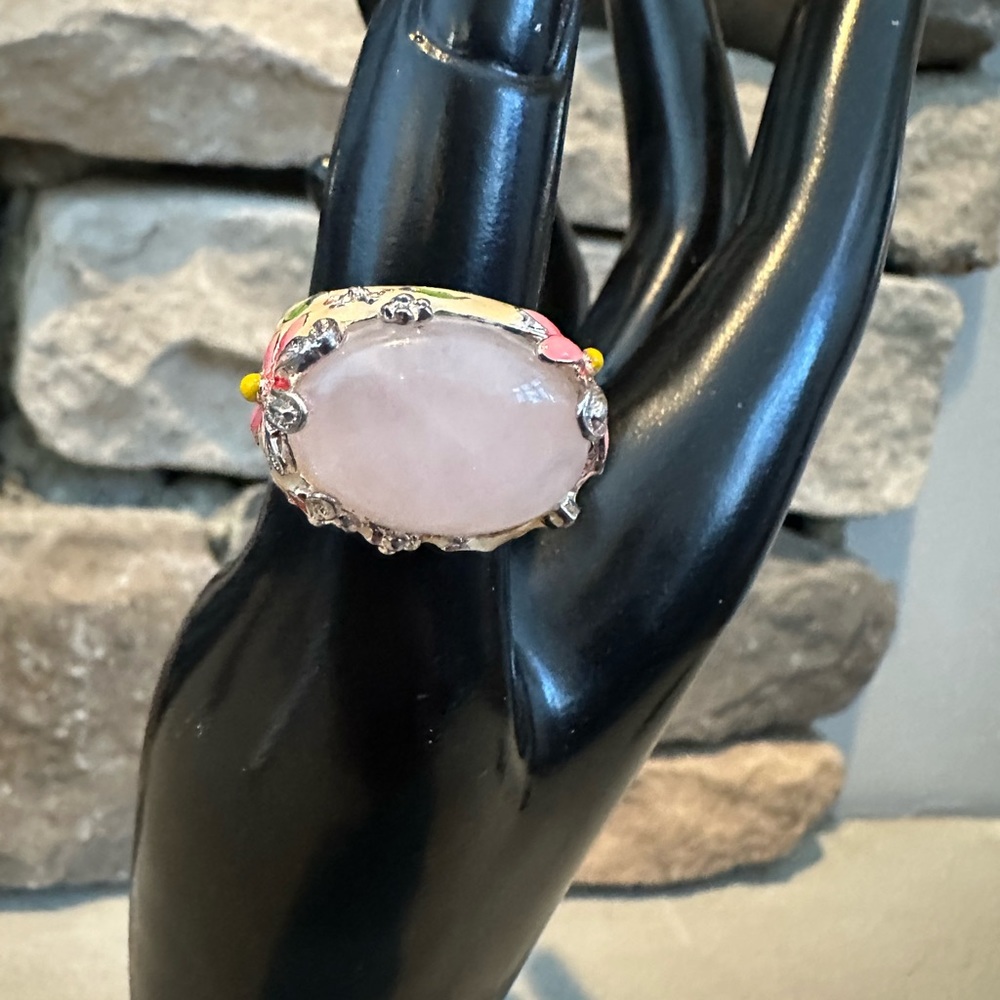 Statement Ring - Picture 7 of 11